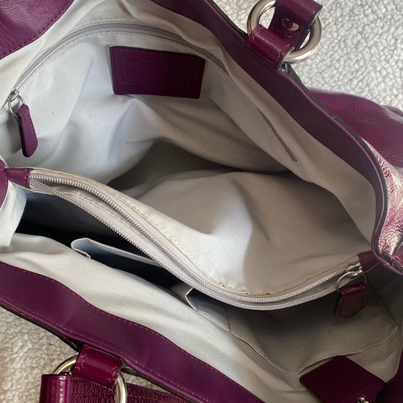 Coach Soho Shiny Patent Leather Buckle Bag Plum Purple - Picture 2 of 11